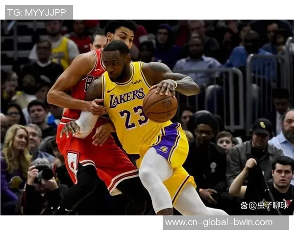 2012年NBA西部决赛第六场湖人与雷霆的激烈对决回顾与精彩瞬间分析